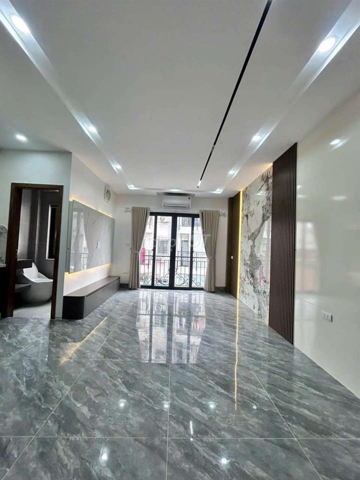 Cho thuê nhà mới 55m² – 6 tầng thang máy – Khâm Thiên