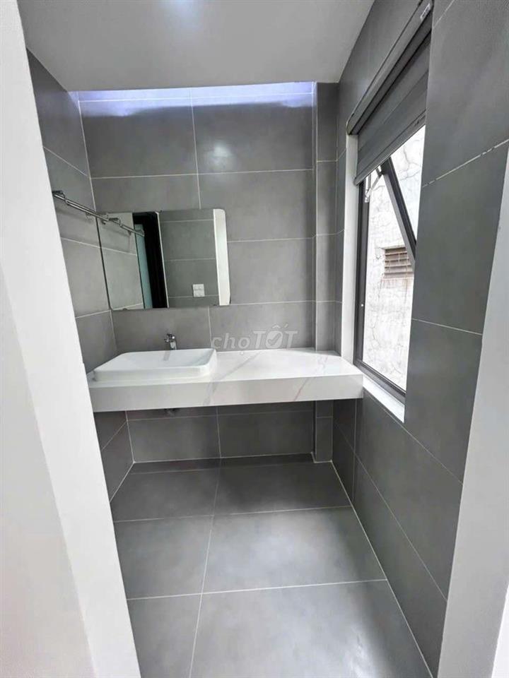 Cho thuê nhà mới 55m² – 6 tầng thang máy – Khâm Thiên