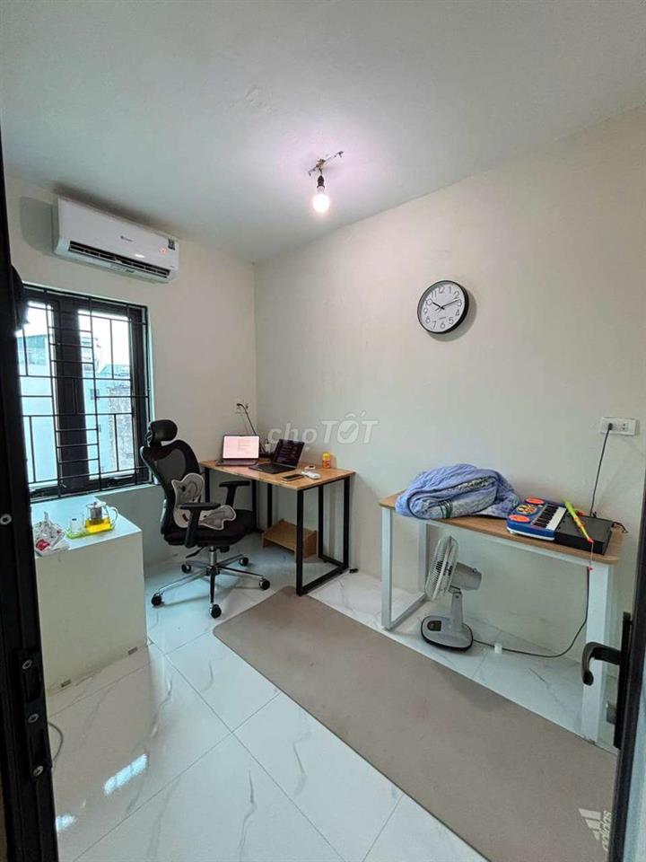 Cho thuê nhà 3PN 3WC Đường Láng, Đống Đa – 15 triệu/tháng