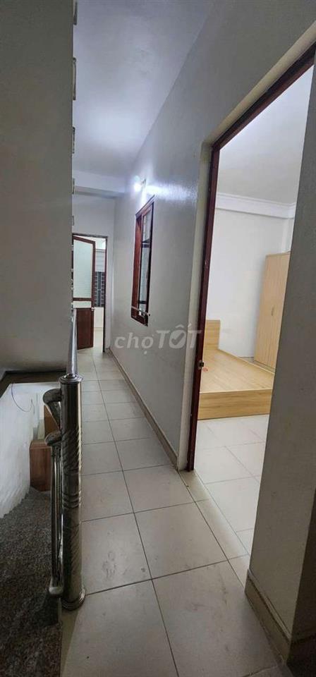 CHO THUÊ NHÀ NGUYÊN CĂN LÁNG HẠ - 50M² - 3 TẦNG - GẦN HỒ HOÀNG CẦU