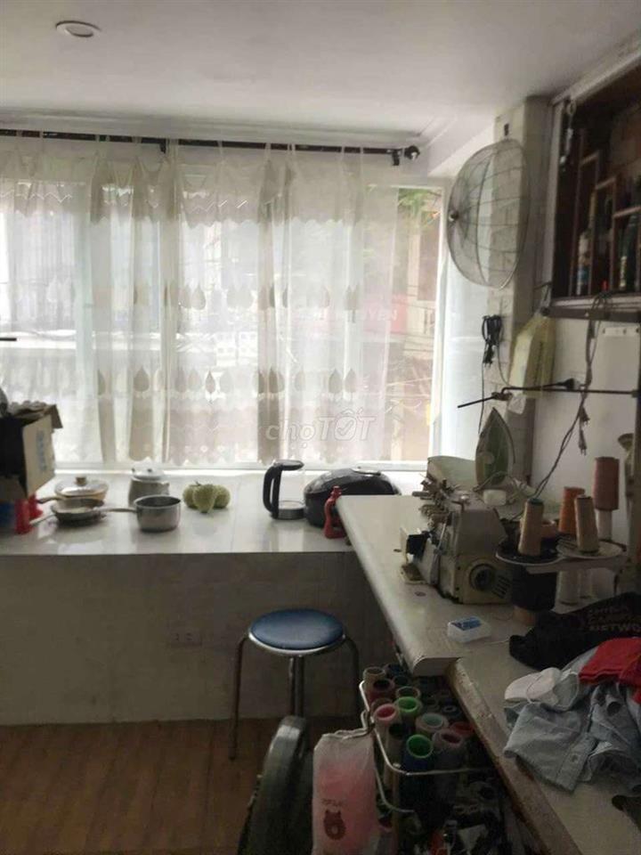CHO THUÊ NHÀ NGUYÊN CĂN KDT ĐỀN LỪ 2–  5 TẦNG – 4PN – T1 KINH DOANH 