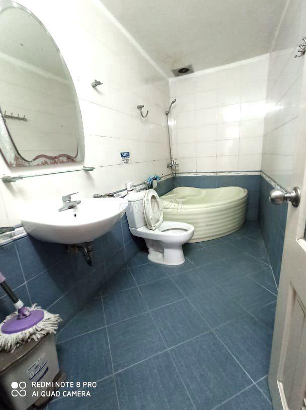 Studio ngõ 92  Đào Tấn – thông phố Phan kế Bính – 5.2 tr