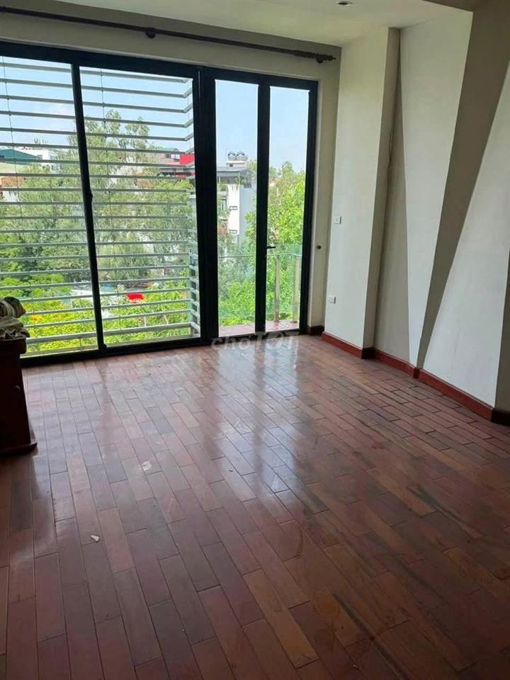 Cho thuê nhà 6 tầng ngõ 86 Duy Tân Giá 25tr/tháng