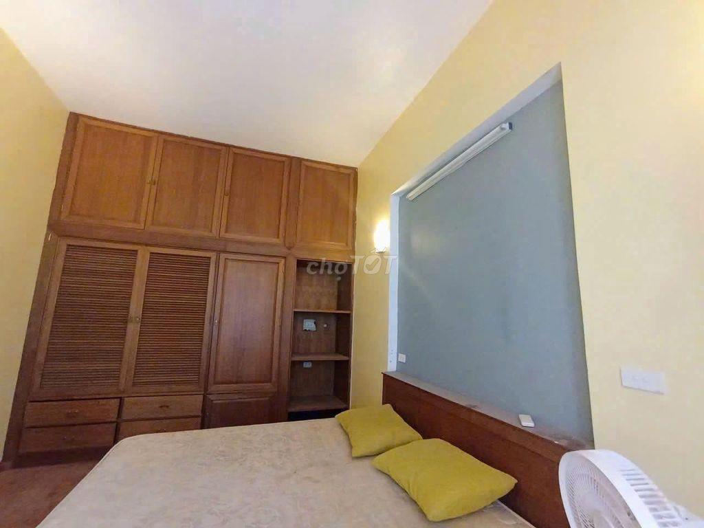 CHO THUÊ NHÀ RIÊNG NGÕ 11 TÔ NGỌC VÂN – TÂY HỒ  15,5 triệu/tháng