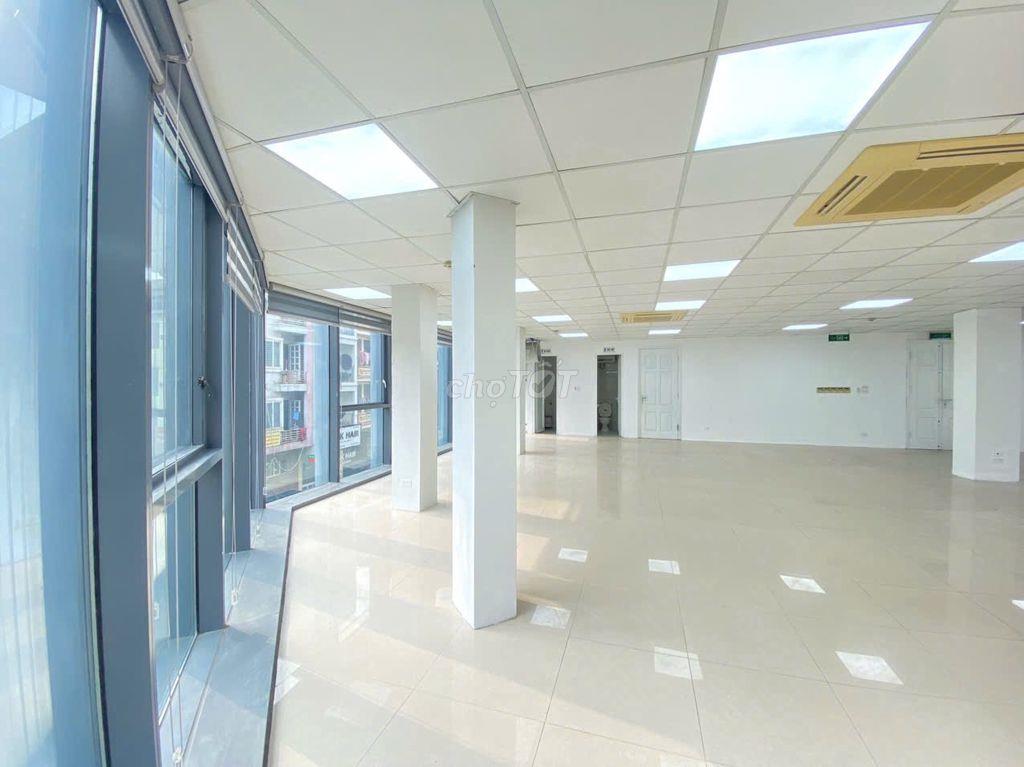 cho thuê vp phố Dịch Vọng ,cầu giấy,dtsd 200m2,thông sàn,MT 15m2