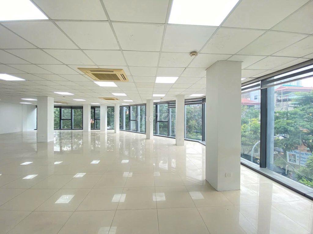 cho thuê vp phố Dịch Vọng ,cầu giấy,dtsd 200m2,thông sàn,MT 15m2