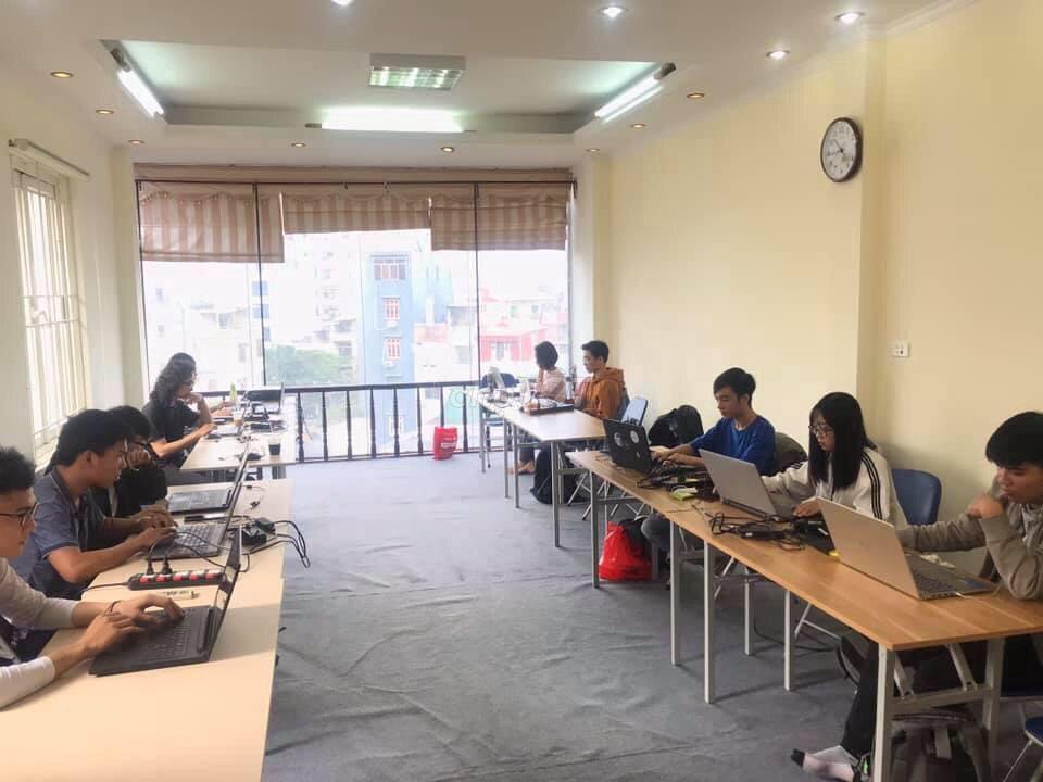 Cho thuê tầng 1 + 2  phố An trạch,đống đa,dtsd 75m x 2 tầng + 1 hầm,TM