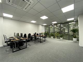 Cho thuê vp phố chùa láng,dtsd 90m2 – 140m2, giá từ 17tr – 28tr/th