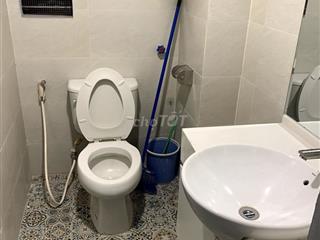 Cho thuê vp phố Hoa Lư,hai bà trưng,hà nội,dtsd 75m2,thông sàn,