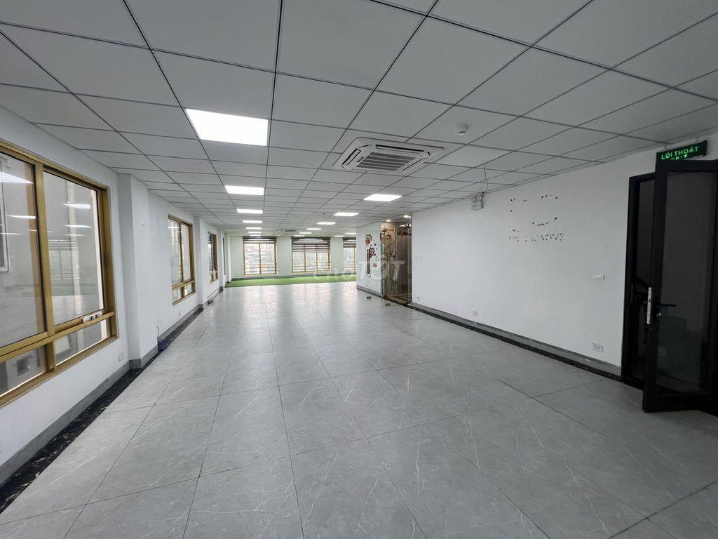 Cho thuê vp và mbkd phố nguyễn khang,cầu giấy,dtsd 160m2 – 320m2,