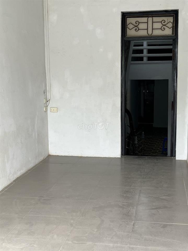 [CHÍNH CHỦ] CHO THUÊ NHÀ / CỬA HÀNG MẶT TIỀN ĐÊ LA THÀNH - GIÁ TỐT