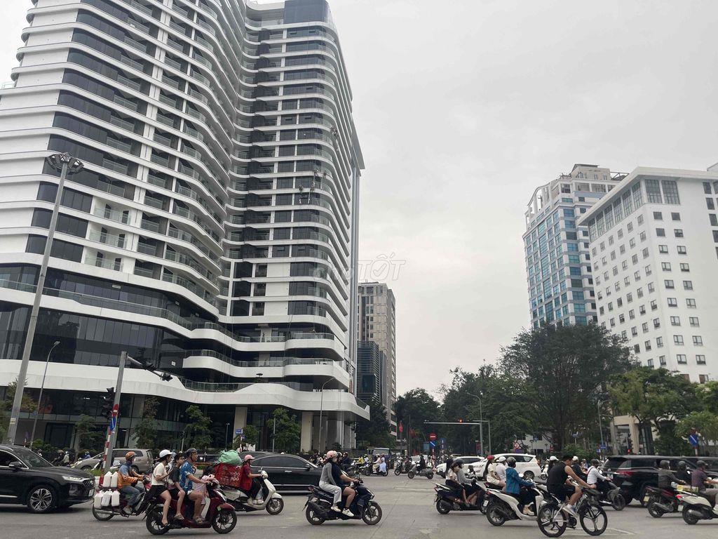 Bán đất 574m2 mặt phố Đội Cấn trung tâm quận Ba Đình.