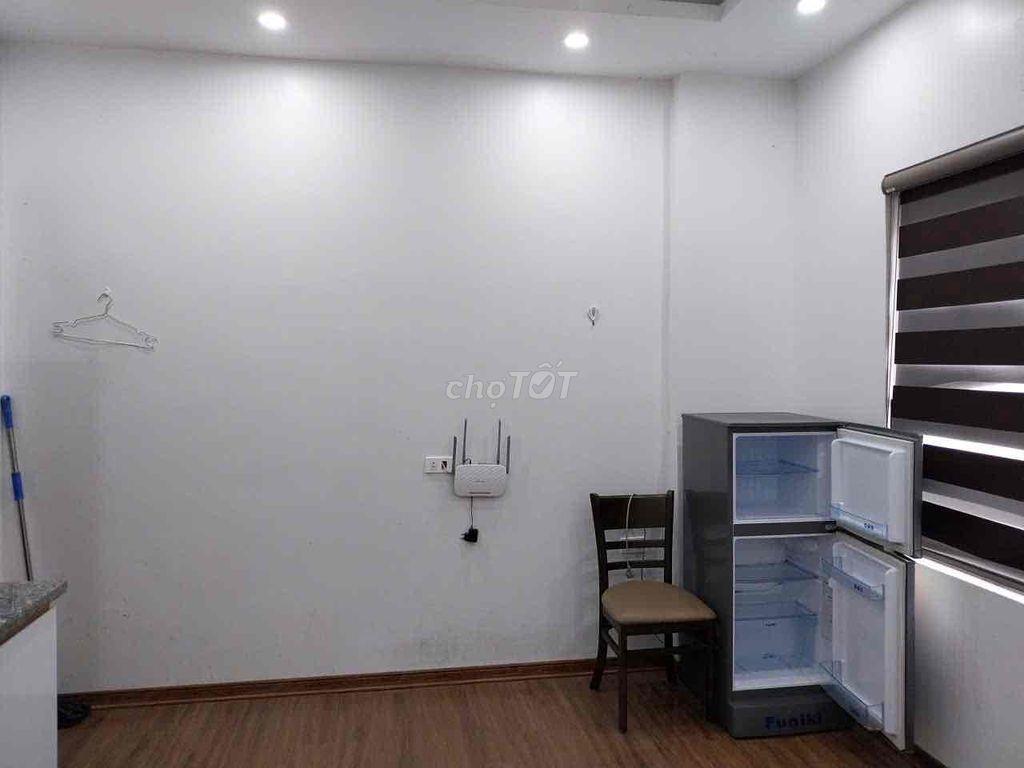 CCMN 47 Văn Cao - mới, có thang máy