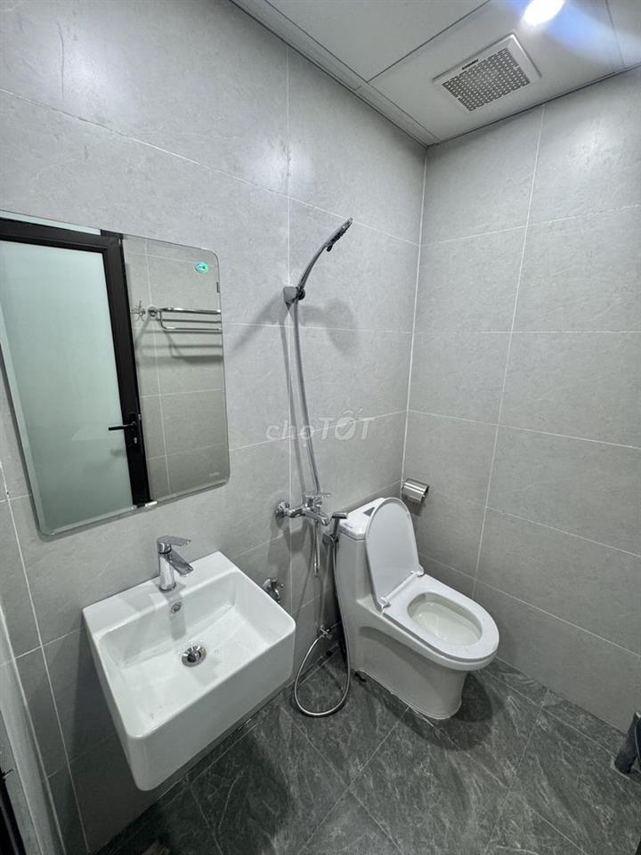 CHO THUÊ CĂN HỘ STUDIO, NGÕ 20 NGUYỄN CHÁNH, FULL NỘI THẤT VÀO Ở LUÔN
