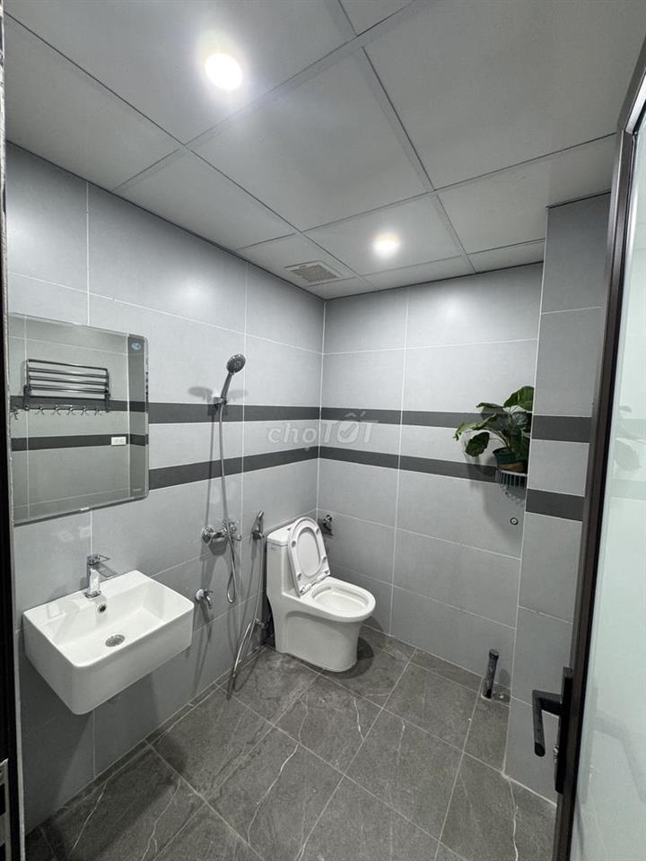 CHO THUÊ CHUNG CƯ CẦU GIẤY, CĂN HỘ STUDIO, NGUYỄN CHÁNH FULL NỘI THẤT
