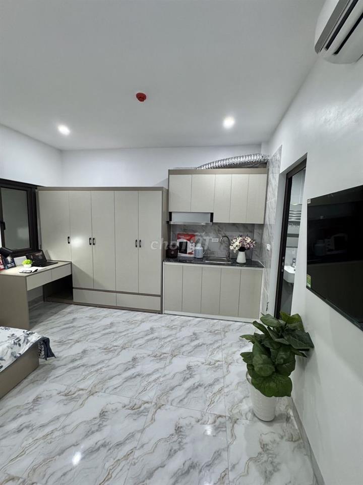 CHO THUÊ CHUNG CƯ CẦU GIẤY, CĂN HỘ STUDIO, NGUYỄN CHÁNH FULL NỘI THẤT