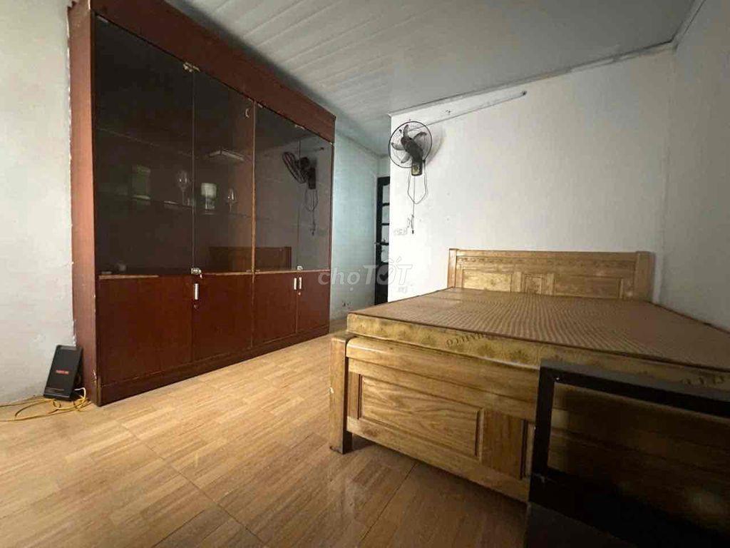 cho Nữ thuê phòng trọ 12m2, đầy đủ nội thất giá 2tr5