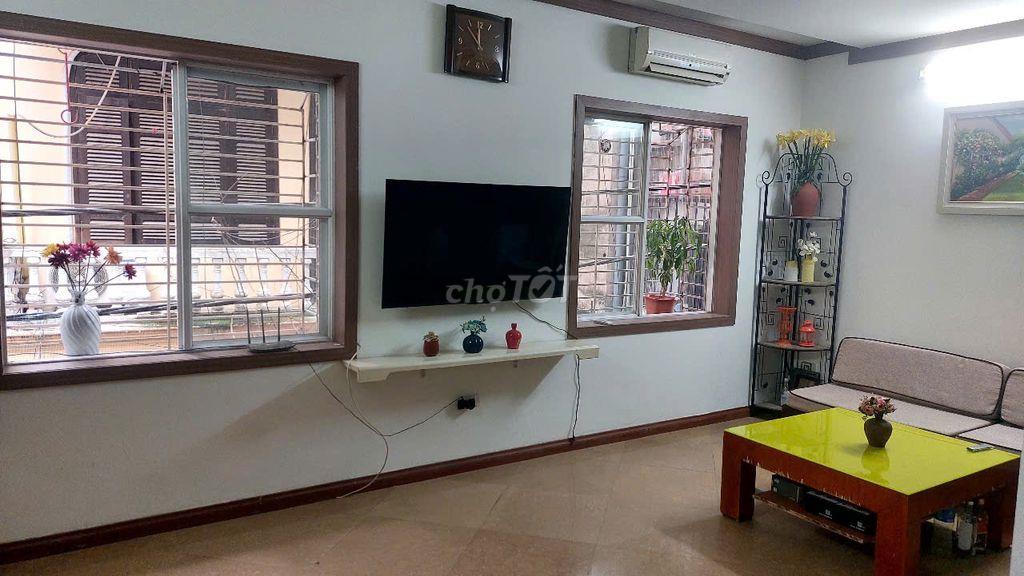 Cho thuê Phòng trọ 40m trong Ngõ Văn Cao Hà Nội