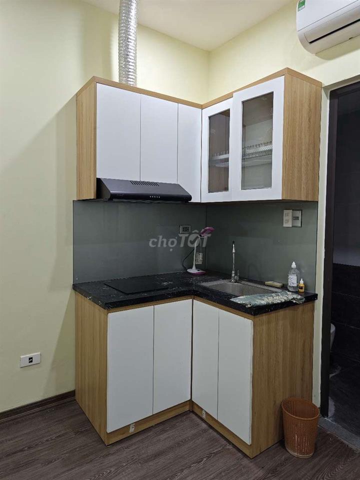 Cho thuê phòng Studio phố Ngọc Hà