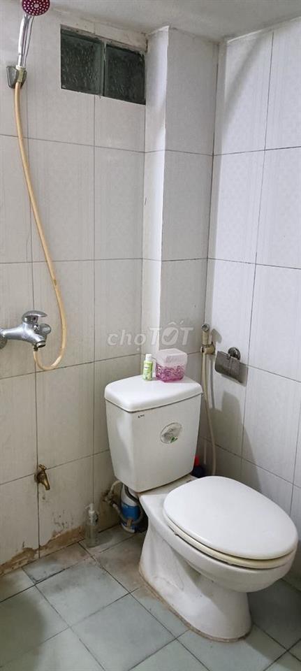 Phòng trọ trong ngõ phố Kim Mã , q.Ba Đình. Chỉ cho khách Nữ .