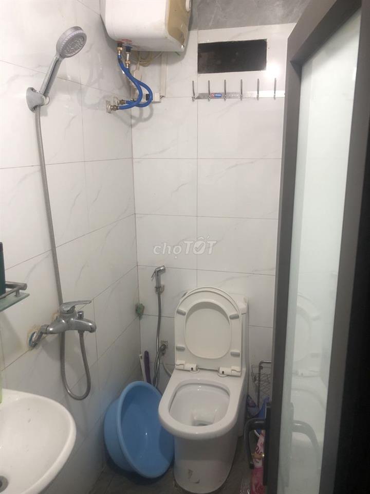 Phòng đẹp sạch thoáng giá rẻ 2tr7 ở 371 kim mã