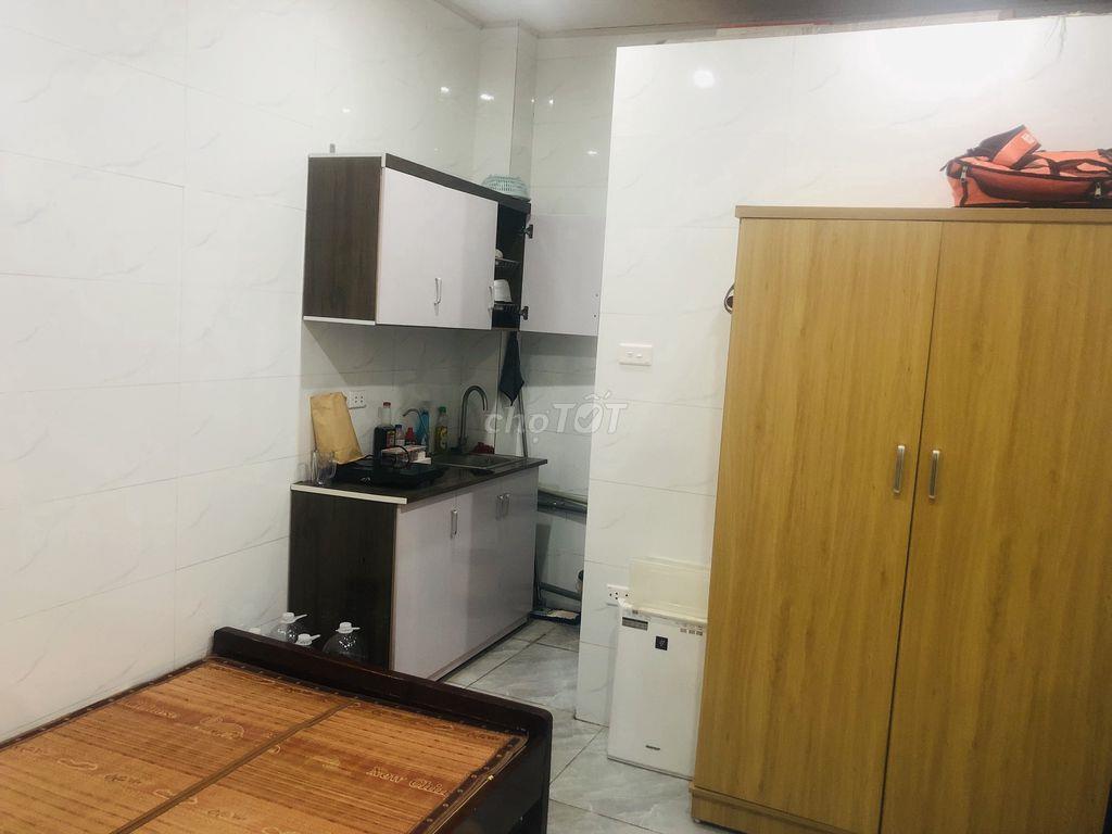 Phòng đẹp sạch thoáng giá rẻ 2tr7 ở 371 kim mã