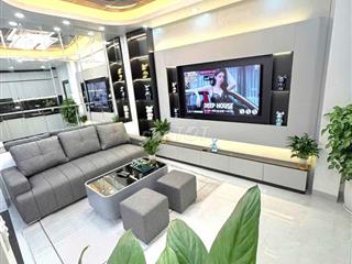 Trung Tâm Đống Đa, Ba Mặt Thoáng, 5 Tầng Chắc Chắn , Full Nội Thất.