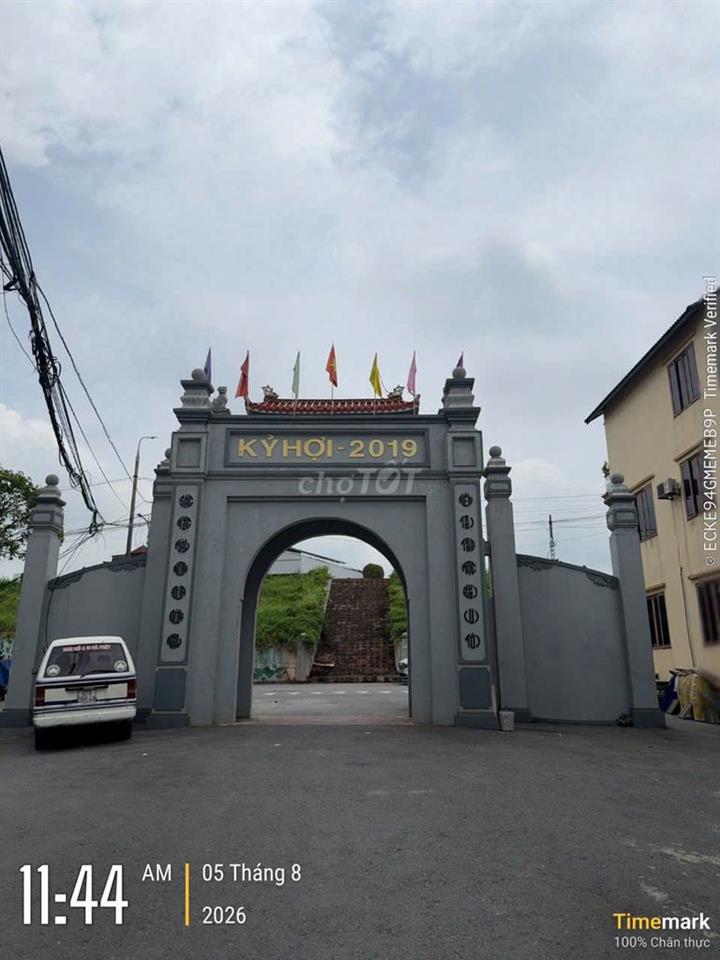 CĂN ĐƯỜNG NGÕ Ô TÔ GẦN ĐƯỜNG LỚN TRỤC CHÍNH