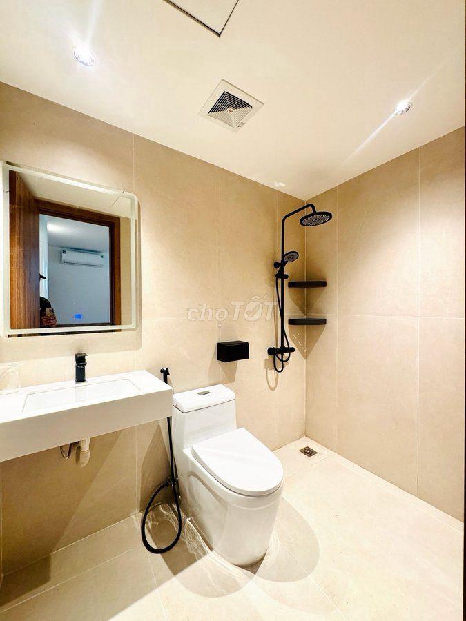 VIP THANH XUÂN ,40M x 6 Tầng Thang Máy , Nhỉnh 11 Tỷ,Vài Bước Ra Phố.