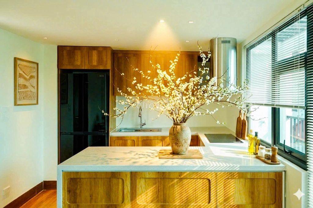 VIP THANH XUÂN ,40M x 6 Tầng Thang Máy , Nhỉnh 11 Tỷ,Vài Bước Ra Phố.