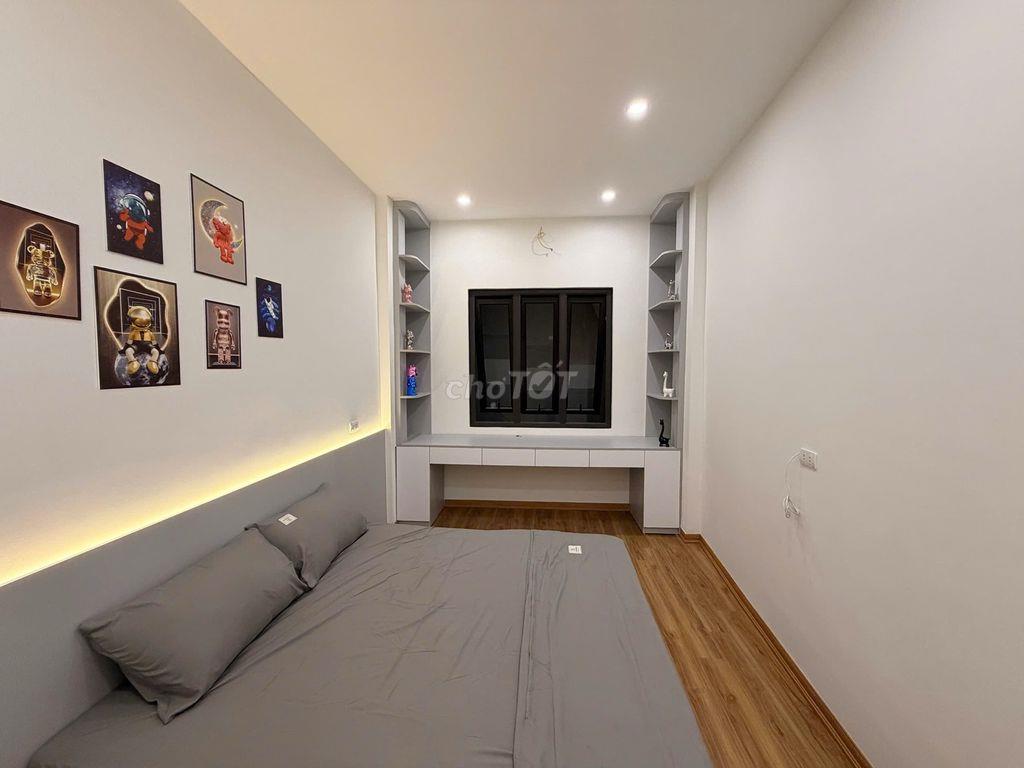 Bán Gấp Nhà Khương Trung, 30M x 5 Tầng, Hai Thoáng,Full Nội Thất