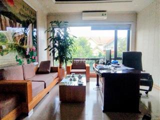 KHU VỰC DÀNH CHO CUỘC SỐNG ĐẲNG CẤP, ĐƯỜNG Ô TÔ, KINH DOANH 