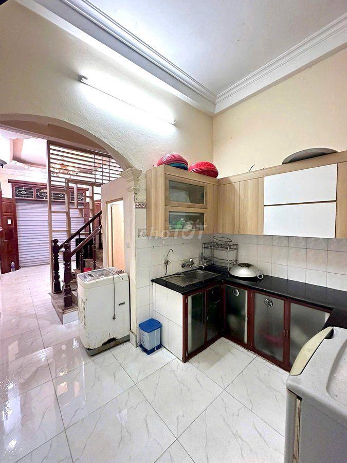 VỊ TRÍ TRUNG TÂM PHÙNG KHOANG, NHÀ ĐẸP NGÕ Ô TÔ