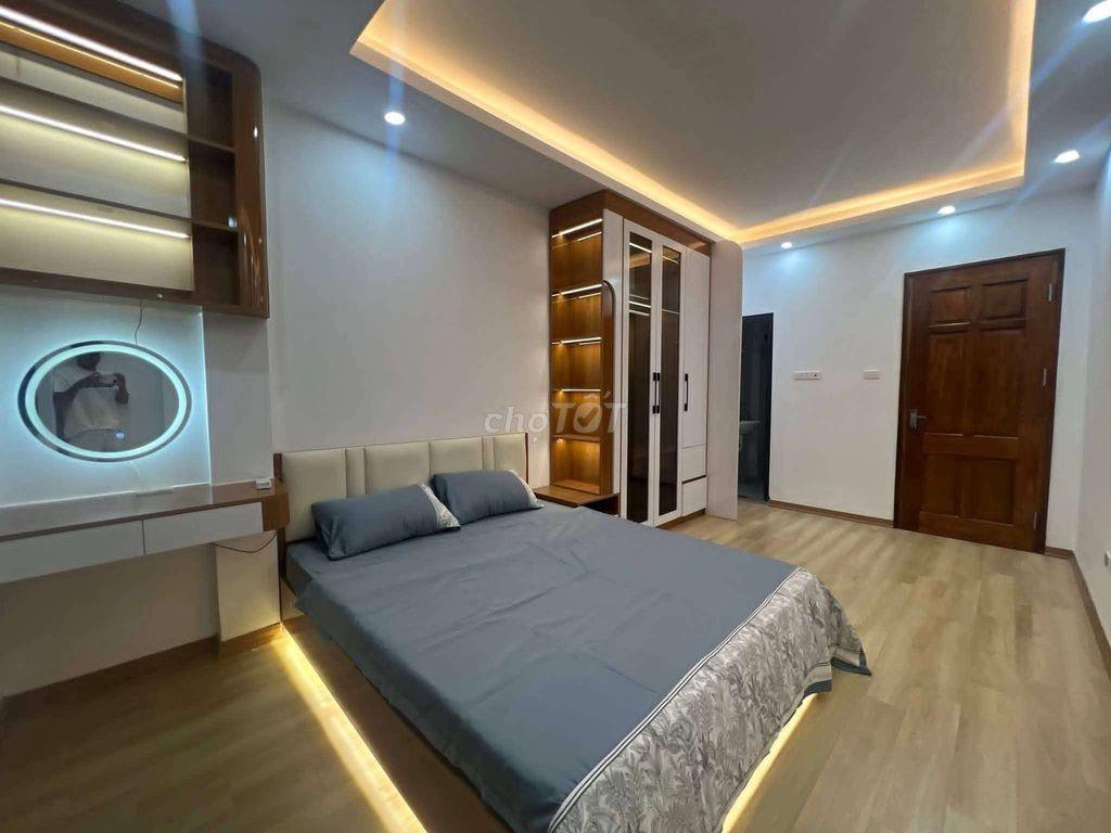 Giá chỉ 5 tỷ, bán gấp căn hộ B11 Nam Trung Yên – Lô góc đẹp, giá tốt