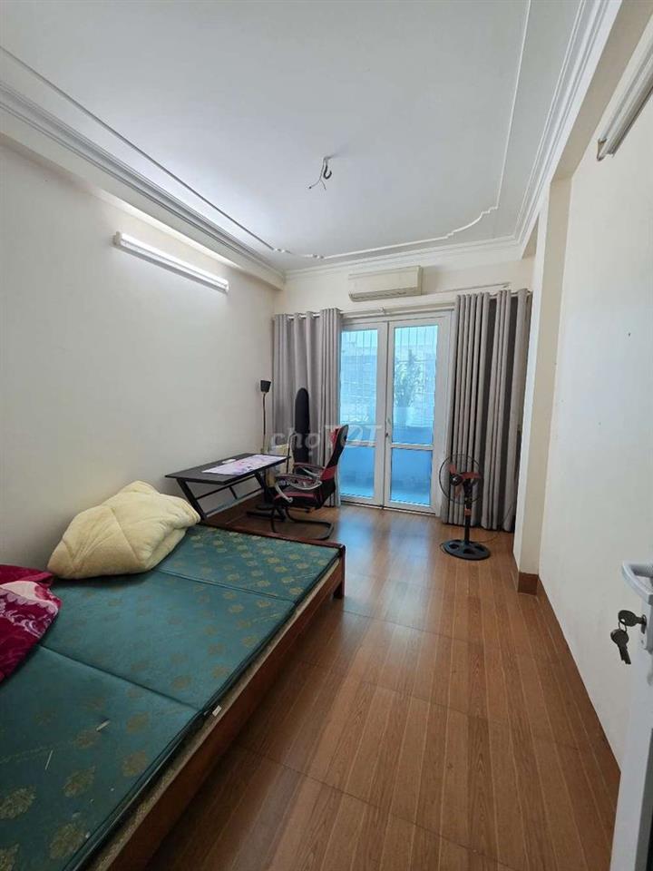 Hiếm_ Trên 7 tỷ_ Nhà 6T_ Phố Quan Hoa, ngõ 3m, cách phố 50m