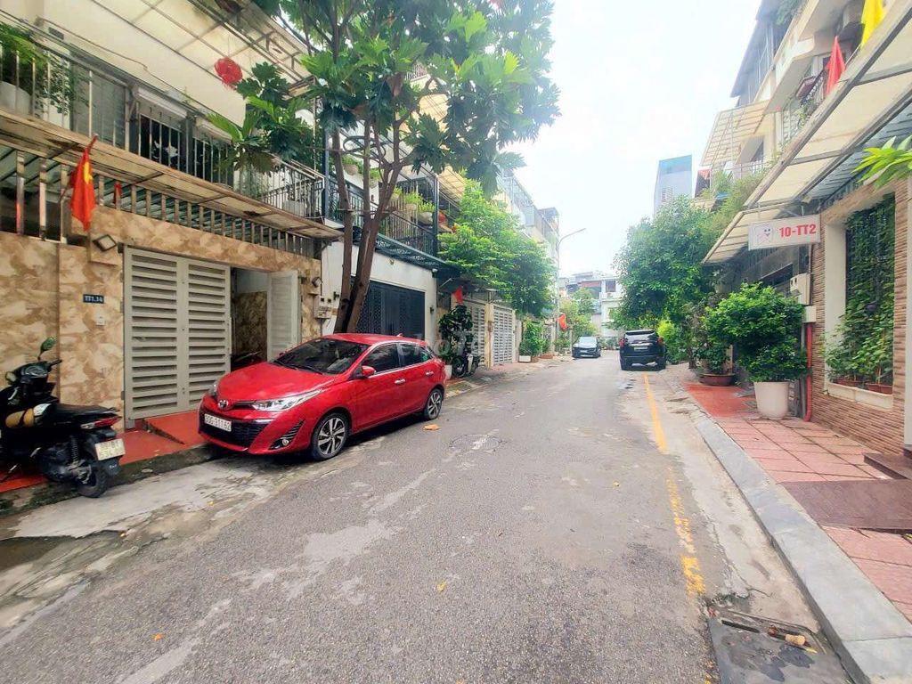 cho thuê nhà Phân lô Hoàng Văn Thái, 80m x 4 tầng, oto tránh