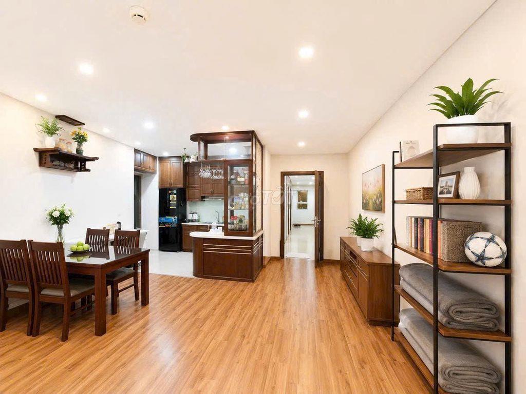 CĂN HỘ MẶT PHỐ XUÂN THỦY, LÔ GÓC, SỔ LÂU DÀI, 3 NGỦ, 110M2, 8.9 TỶ