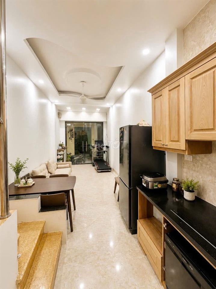 NHÀ YÊN HÒA, CẦU GIẤY, 15M RA Ô TÔ, FULL NỘI THẤT, 5 TẦNG, 7.95 TỶ
