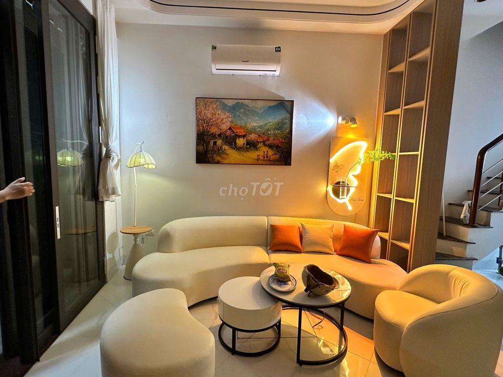 NHÀ ĐẸP Ở NGAY, CỔ NHUẾ, THANG MÁY, 20M RA Ô TÔ, 35M2, CHỈ 8 TỶ