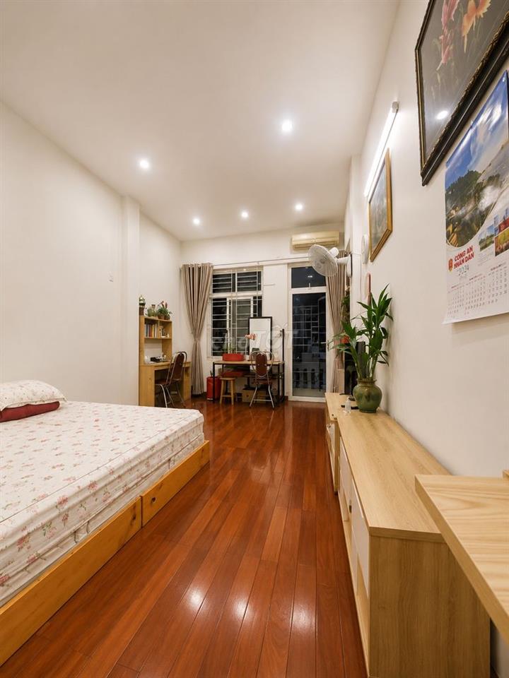 BÁN NHÀ CẦU GIẤY, GẦN TRƯỜNG ĐH QUỐC GIA, KO QUY HOẠCH, 35M2, 10 TỶ
