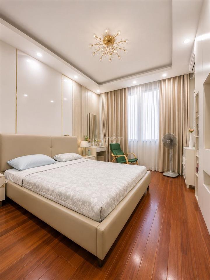 BÁN NHÀ CẦU GIẤY, GẦN TRƯỜNG ĐH QUỐC GIA, KO QUY HOẠCH, 35M2, 10 TỶ