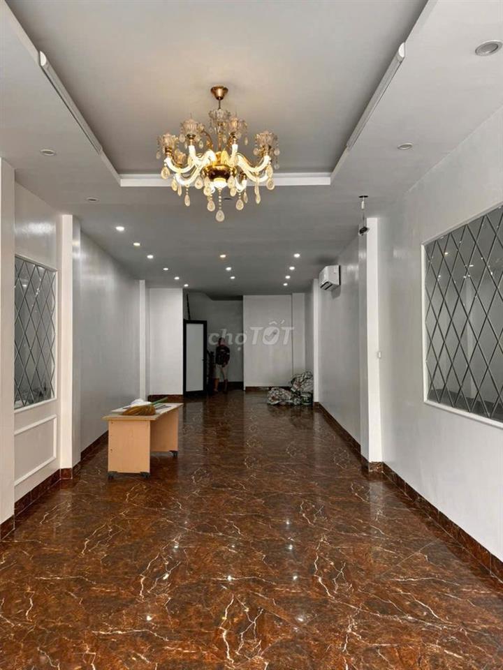 Cho thuê MP Trung Kính, Cầu Giấy, 70m2, 6 tầng, thang máy, 40tr/tháng
