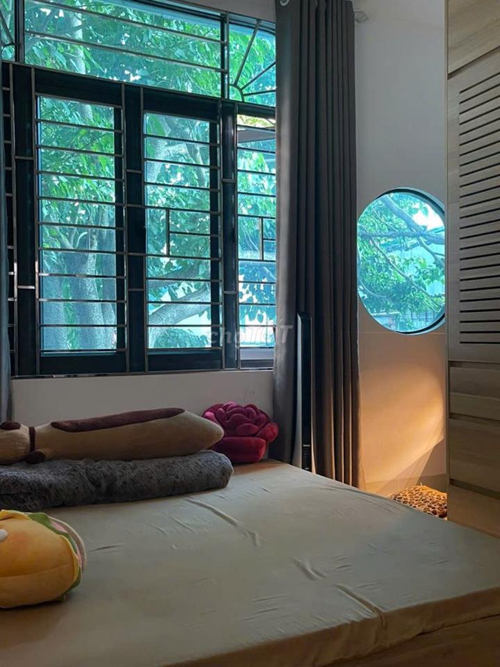 Cho thuê nhà Thái Hà, 75m2 x 2 tầng, 3 ngủ, 3 WC, 17 triệu/tháng