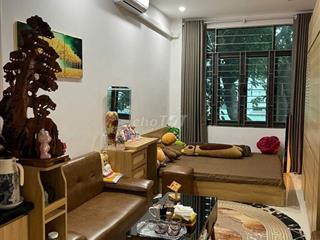 Cho thuê nhà Thái Hà, 75m2 x 2 tầng, 3 ngủ, 3 WC, 17 triệu/tháng