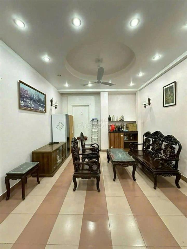 CHO THUÊ NHÀ TẠI NGUYỄN CHÍ THANH, ĐỐNG ĐA, 65M2, 5 TẦNG, 25TR/THÁNG