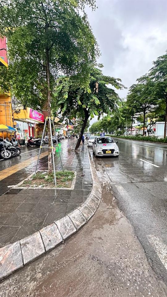 BÁN ĐẤT NGUYỄN KHÁNH TOÀN, CẦU GIẤY, NỞ HẬU, 125M2, MT 8.7M, 18.8 TỶ