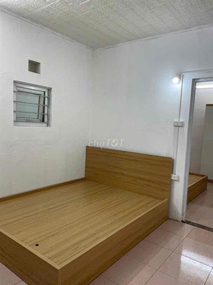 Bán đất ô tô tránh tặng nhà 2 tầng Đức diễn BTL - HN