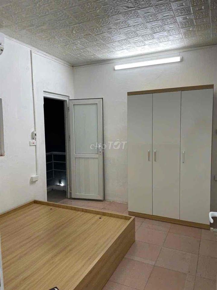 Bán đất ô tô tránh tặng nhà 2 tầng Đức diễn BTL - HN