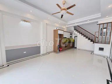 BÁN NHÀ TỪ LIÊM 40M 5 TẦNG NHỈNH 7 TỶ
