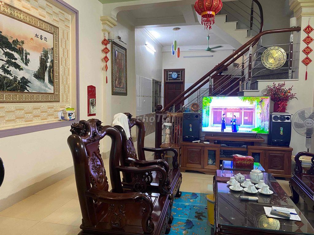 Bán nhà 3 tầng DT 165m2, Cầu Noi, Cổ Nhuế, Đông Ngạc